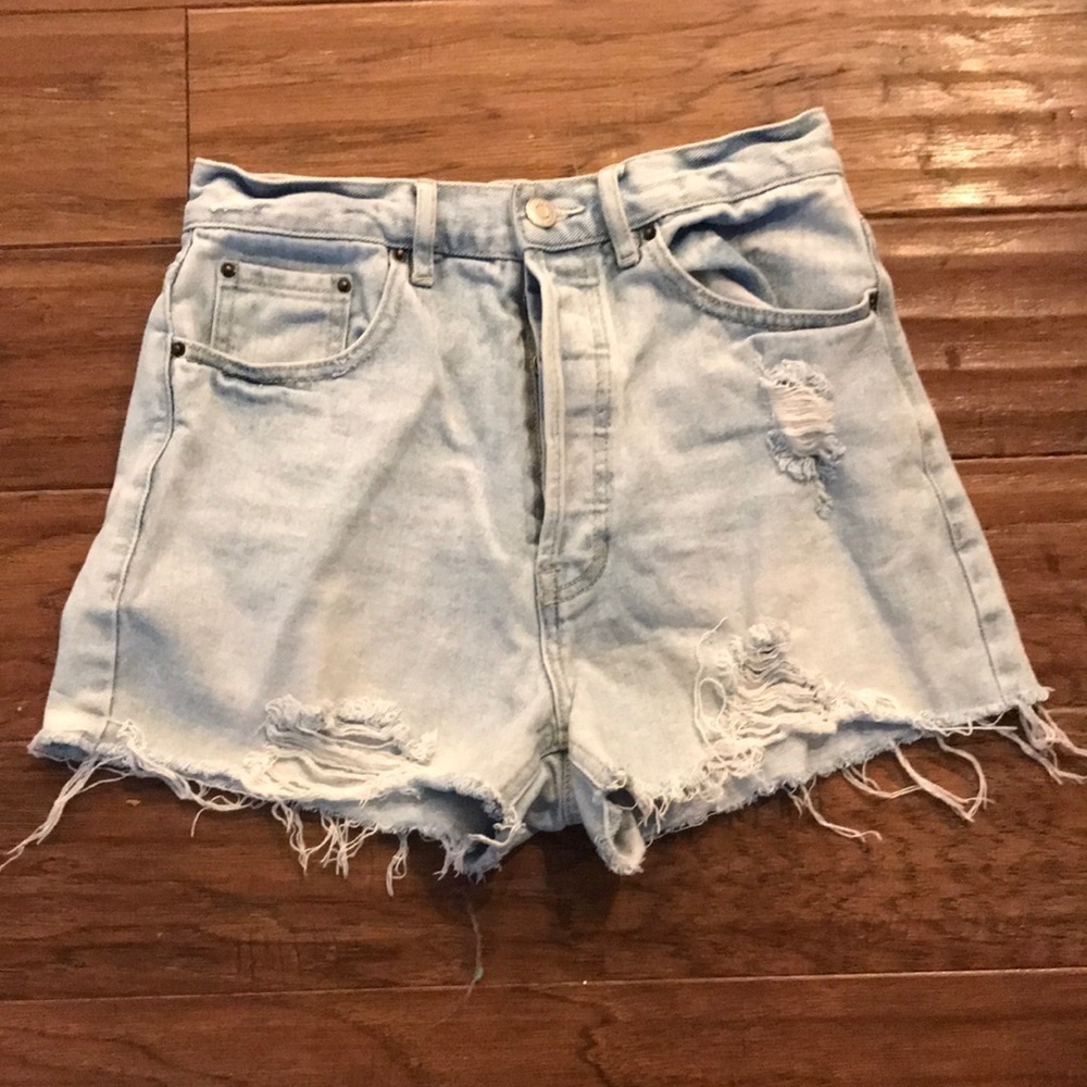 PacSun distressed jean shorts
